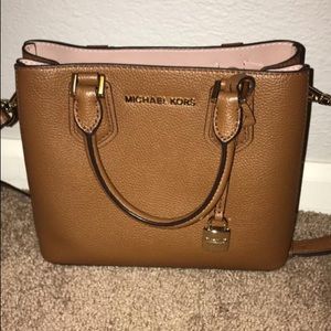 Micheal Kors Purse